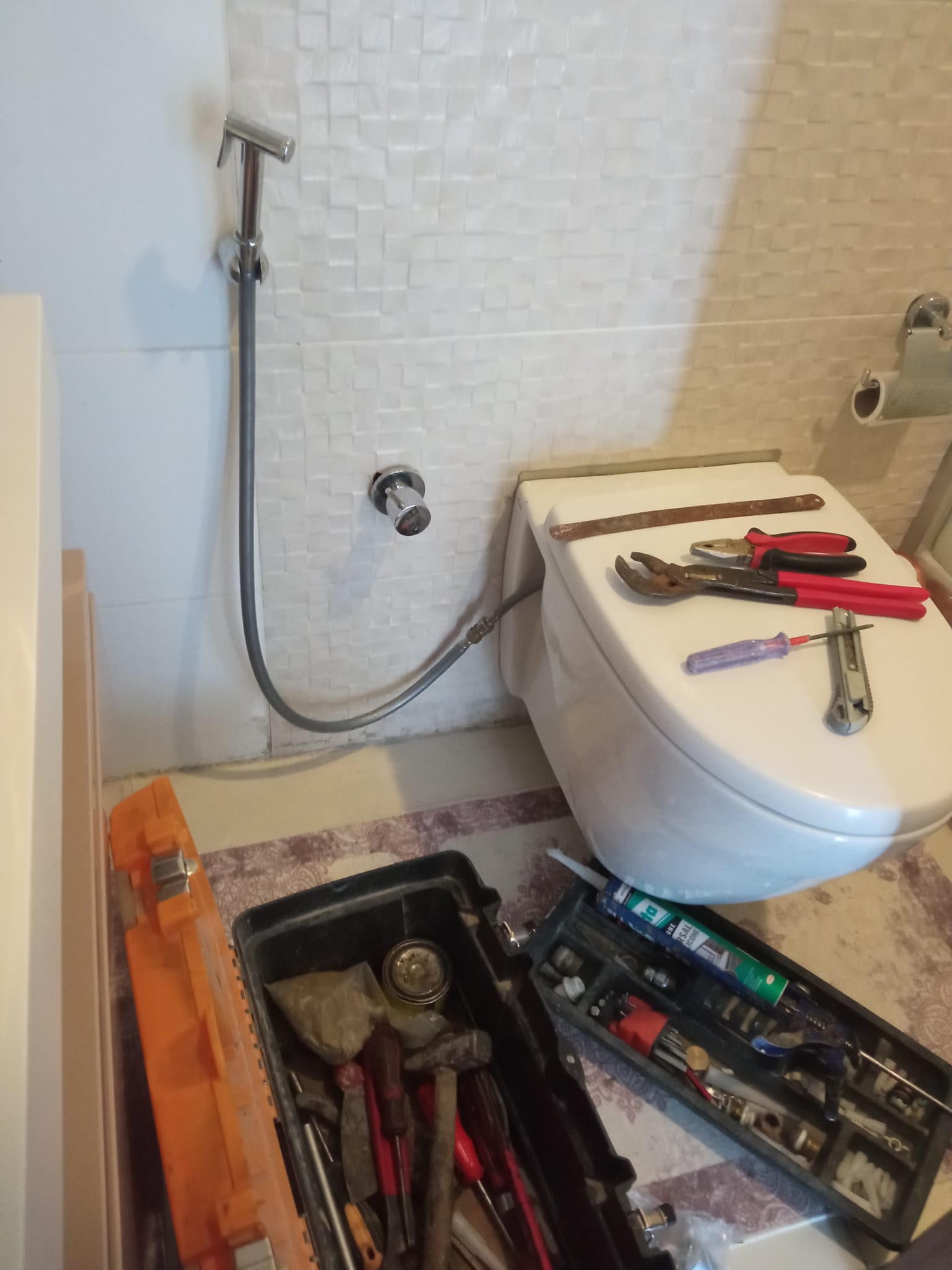 Gelişmiş Ekipmanlar ve Uzman Kadroyla Tüm Su Tesisatı İşlerinde Etkili Müdahale